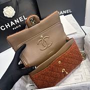 Chanel Medium Flap Bag Brown Tweed 25cm - 4