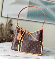 LV Carryall PM 29x24x12cm - 1