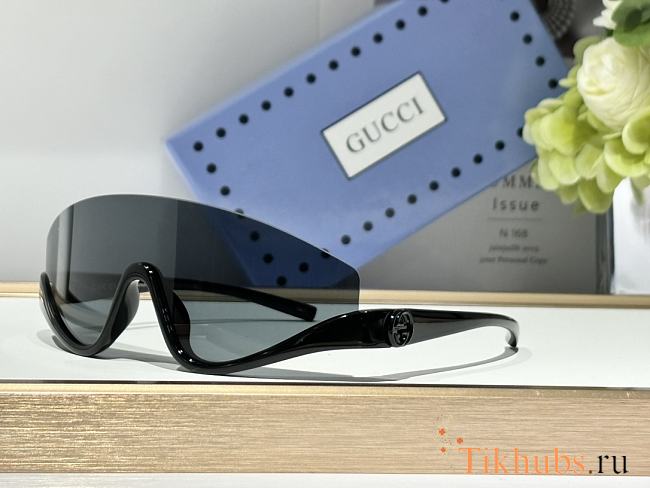 Gucci Sunglasses 10 - 1