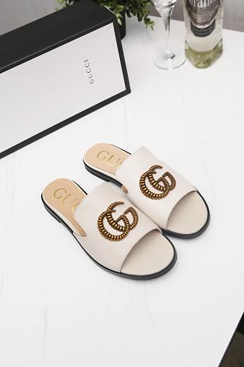 Gucci White Slides 03