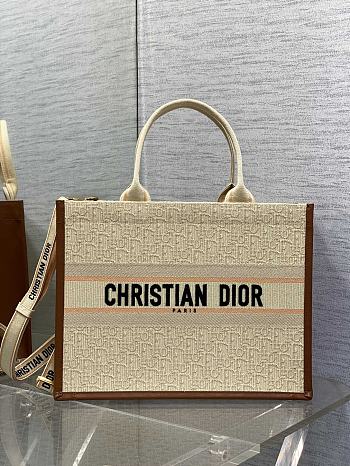 Dior Medium Book Tote Beige Dior Oblique Raffia 36x16x27cm