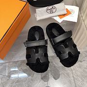 Hermès Chypre Sandals Shearling Black - 1