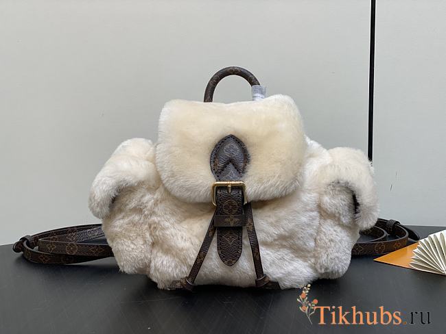 Louis Vuitton LV Nano Teddy Backpack White 25x16.5x13cm - 1