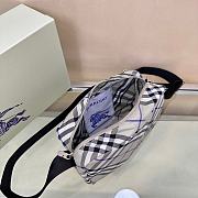 Burberry Check Crossbody Bag Lichen 25x12x18cm - 4