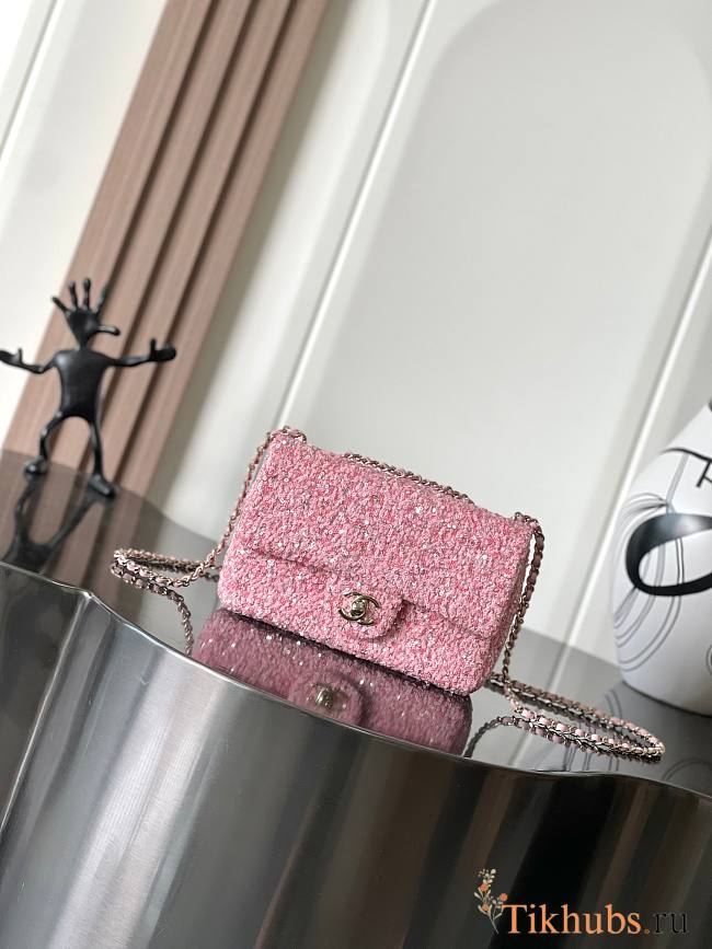 Chanel Mini Flap Bag Pink Sequins 20x15x7cm - 1