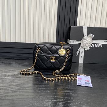 Chanel Mini Camera Case Lambskin Gold Black 18x12x7cm