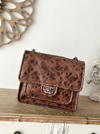 Chanel Flap Bag Brown 26x11x23cm