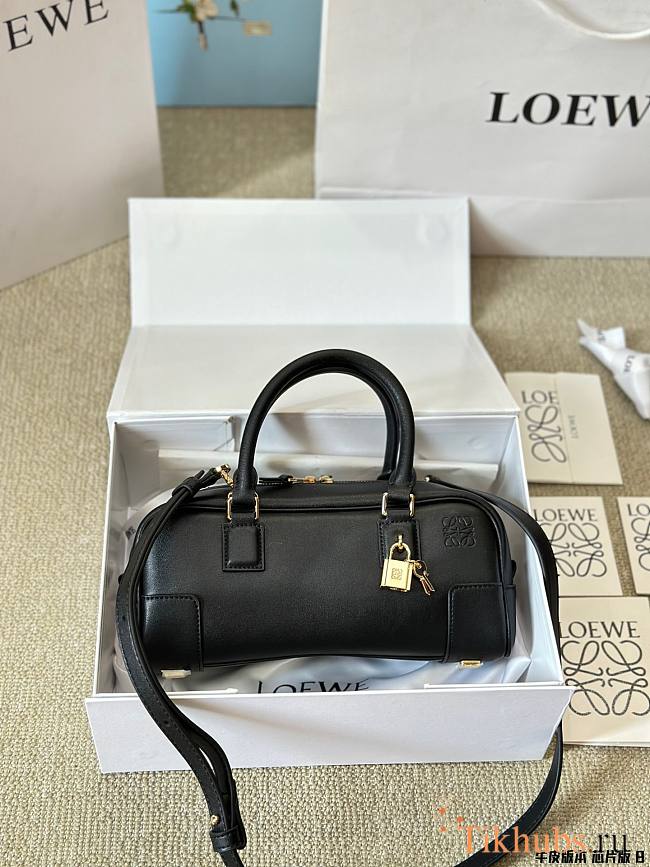 Loewe Amazona Bag Black 24x13cm - 1