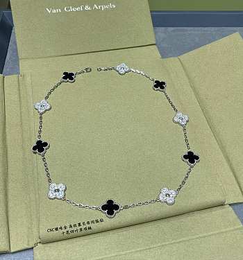 Van Cleef VCA Black Necklace