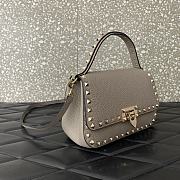 Valentino Garavani Bag Rockstud Grey 22x15x9cm - 4