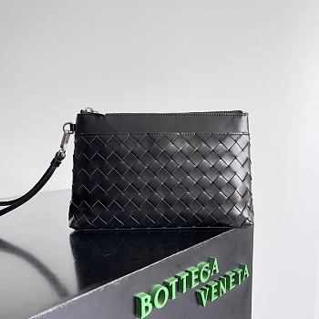 Bottega Veneta Intrecciato Prism Pouch Black 25x17x4cm