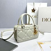 Dior Mini Doctor Bag White 20x11.5x7cm - 3