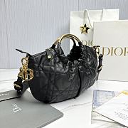 Dior Miss Caro Black 36x27cm - 5