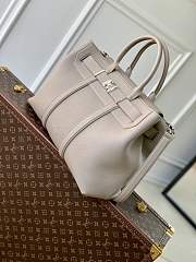 Louis Vuitton LV Georges Tote MM Grey 41x29x14cm - 5