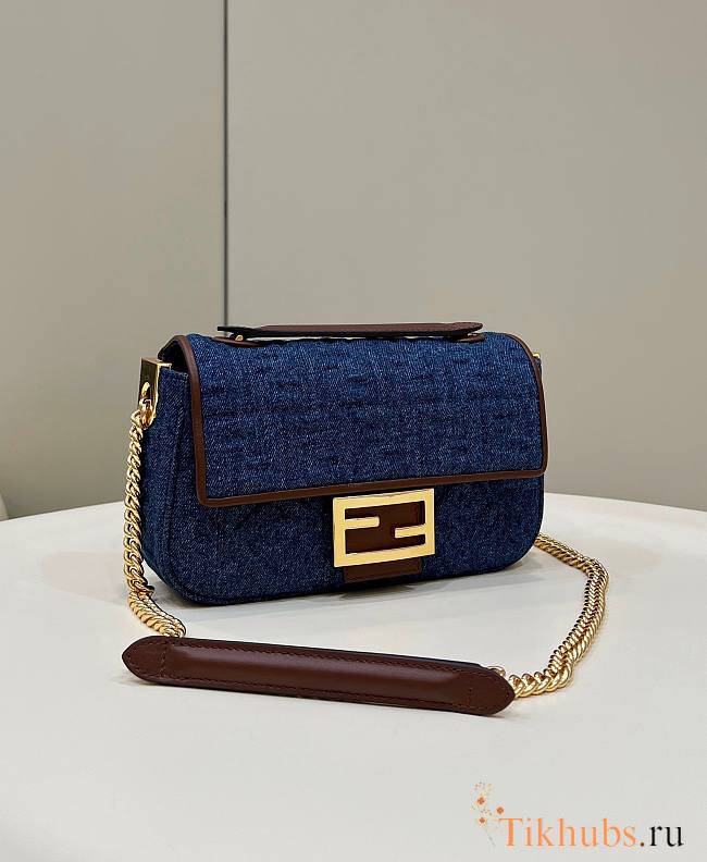 Fendi Baguette Chain Midi Blue Denim Bag 24x14.5x7cm - 1