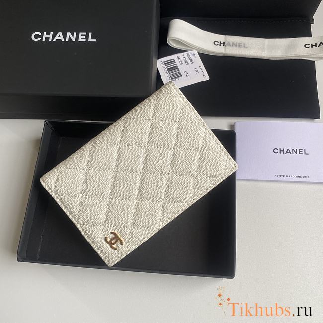 Chanel Passport Holder White Caviar Gold 14.5x10.5x2cm - 1