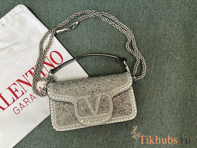 Valentino Garavani Small Locò Shoulder Bag Grey 19x10.5x5cm - 1