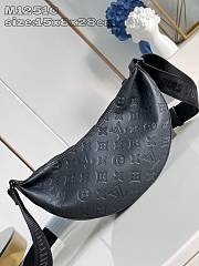 Louis Vuitton LV Hamac PM Black 28.5x15x8cm - 5