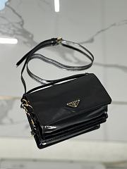 Prada Black Leather shoulder Bag 23x15x8.5cm - 4