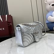 Gucci GG Marmont Small Silver Shoulder Bag 26x15x7cm - 2