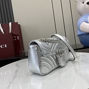 Gucci Mini Marmont Silver Shoulder Bag 23x14x6cm - 2