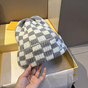 Louis Vuitton LV Crush Damoflage Pearls Beanie - 1