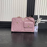 Chanel 24A Shiny Calfskin Shouder Bag Pink 29x19x13cm - 1