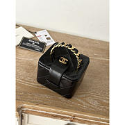 Chanel Mini Vanity Case Bags Black 11x9.5x8.5cm - 1