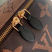 Louis Vuitton LV Nice BB Toiletry Bag 24x18x14.5cm - 6
