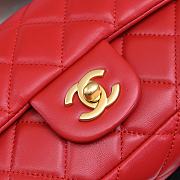 Chanel Mini Flap Bag Lambskin Pearls Gold Red 20x12x6cm - 3