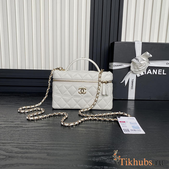 Chanel Vanity Case White Caviar 17x19.5x5cm - 1