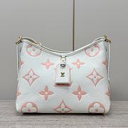 Louis Vuitton LV Carryall Zip NM PM Latte White 29.5 x 24 x 12 cm - 1