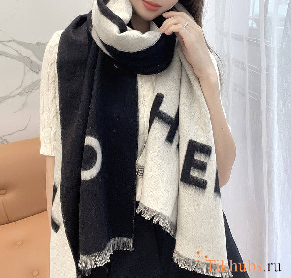 Chanel Scarf 65x200cm 02 - 1