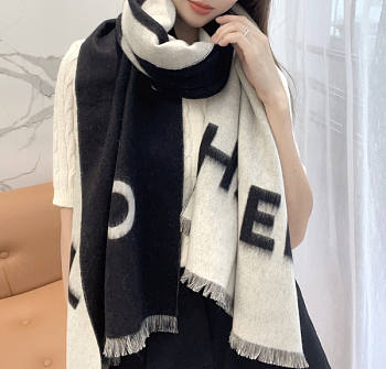 Chanel Scarf 65x200cm 02