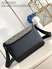 Louis Vuitton LV Pulse Messenger Khaki Black 26.6x17x11cm - 5