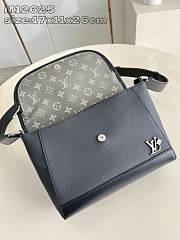 Louis Vuitton LV Pulse Messenger Khaki Black 26.6x17x11cm - 3