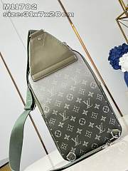 Louis Vuitton LV Avenue Slingbag Khaki Green 31x20x7cm - 2