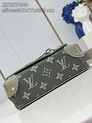 Louis Vuitton LV Steamer Wearable Wallet Khaki Green 18x11x6.5cm - 4