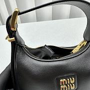 Miu Miu Shoulder Bag Black Leather 17x15.5x5.5cm - 2