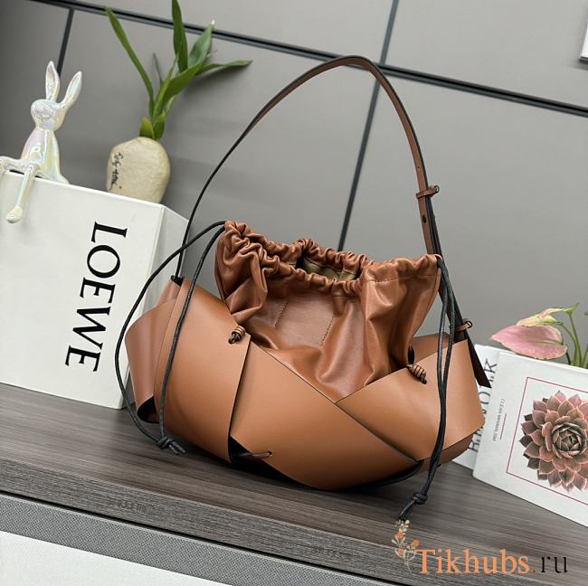 Loewe Interlaced Hobo Bag Tan 38x18x17cm - 1