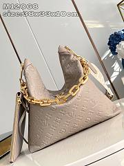 Louis Vuitton LV Coussin Hobo MM Galet 38x33x10cm - 1