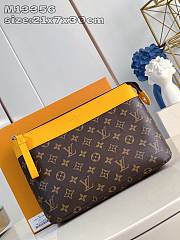 Louis Vuitton LV Soft Travel Pouch Yellow 30x21x7.5cm - 1