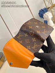 Louis Vuitton LV Victorine Wallet Monogram Yellow 12x9.5x2.5cm - 3