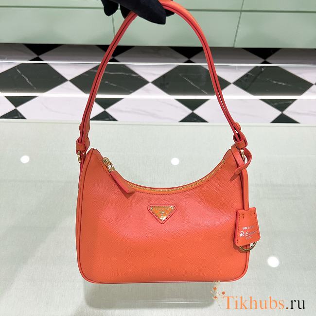 Prada Re-Edition 2005 Hobo Saffiano Orange 22x18x6cm - 1