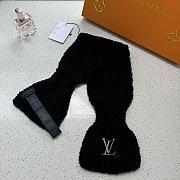 Louis Vuitton Only LV Mini Comfy Scarf 70x13cm - 1