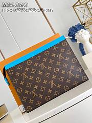 Louis Vuitton LV Pochette Voyage MM Blue 27x21x6cm - 3