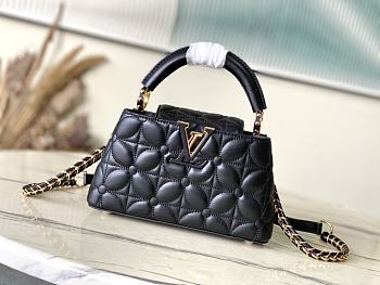 Louis Vuitton LV Capucines East-West Mini Black 22x12x8cm