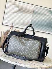 Louis Vuitton LV Keepall Bandoulière 50 Khaki Black 50x29x23cm - 1