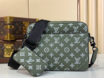 Louis Vuitton LV Bag Trio Messenger G65 Khaki 25x18.5x7cm