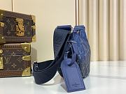 Louis Vuitton LV Hamac PM Blue 28.5x15x8cm - 4